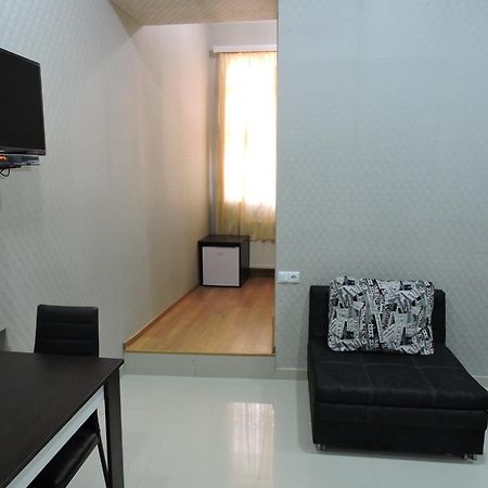 Hotel Brick House Tbilisi ภายนอก รูปภาพ