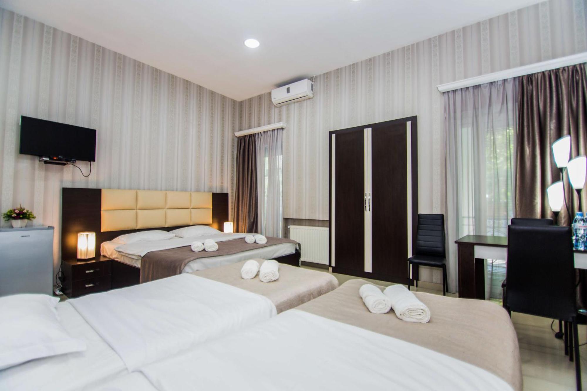 Hotel Brick House Tbilisi ภายนอก รูปภาพ